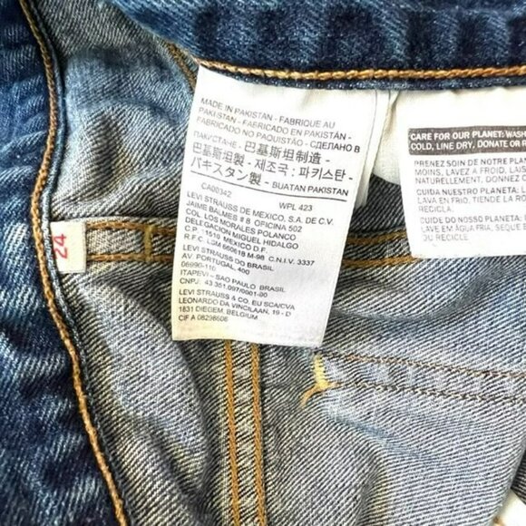 LEVI'S DENIM MINI SKIRT WITH DISTRESSING & RAW HEM SIZE 24 - Picture 11 of 12